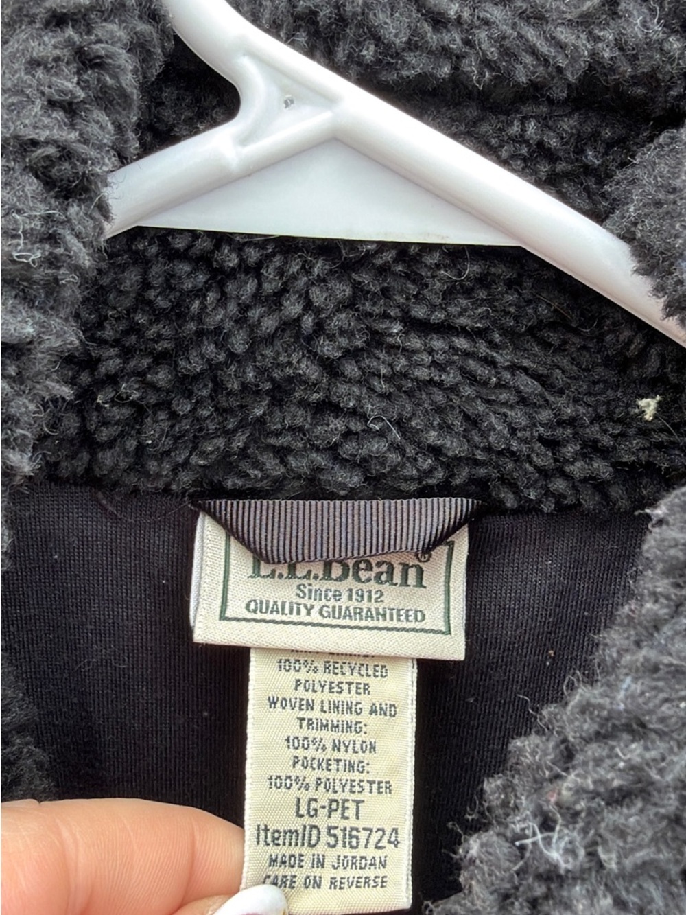 L.L.Bean Black Sherpa Fleece Vest sz lg petite - Picture 3 of 6